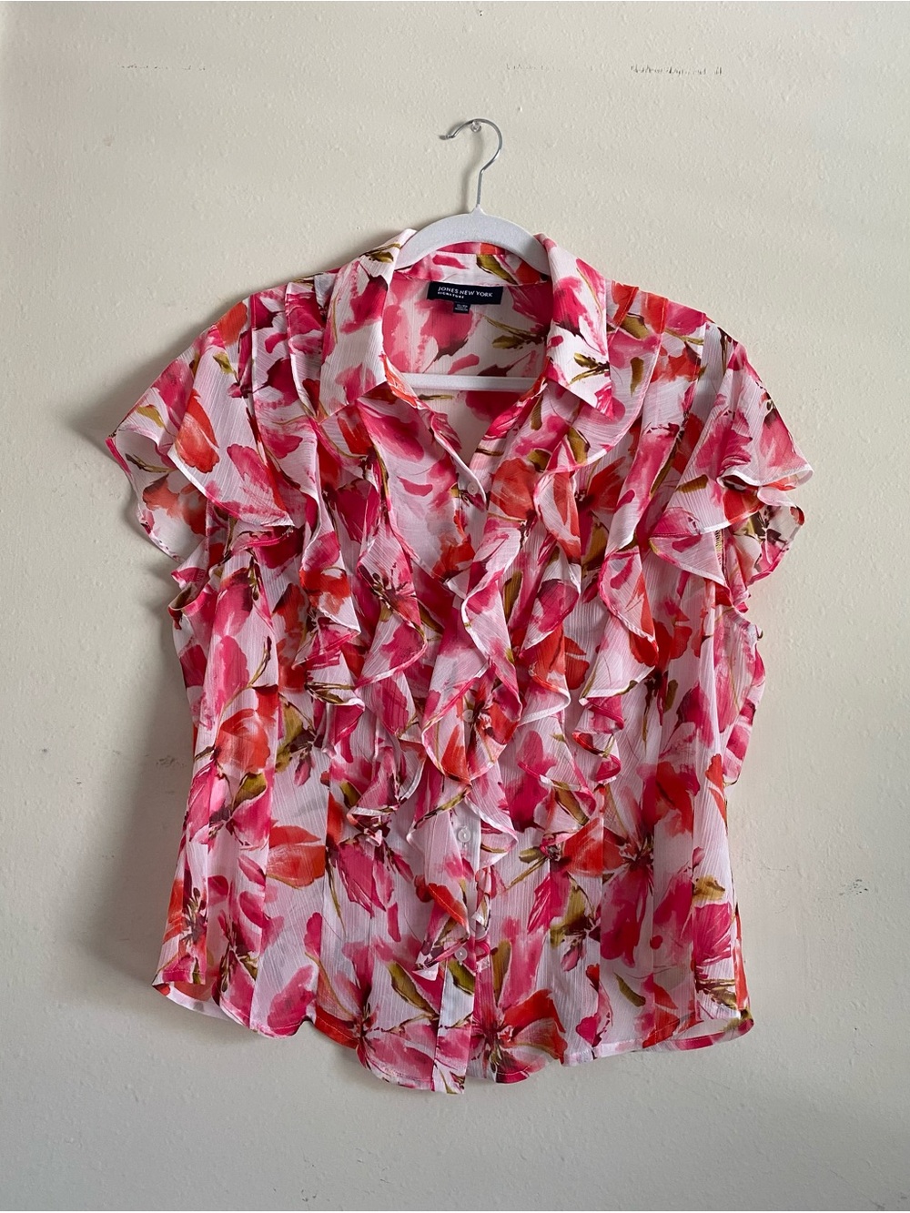 Jones New York Pink Floral Ruffle Blouse